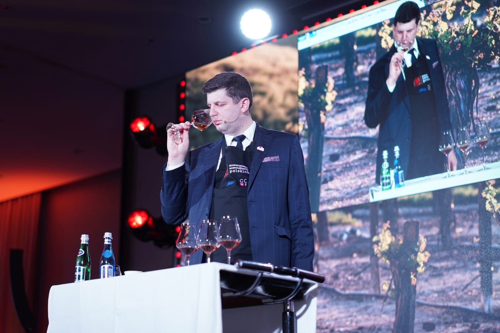 Michał Drozdowski zwycięzcą XXIII Mistrzostw Polski Sommelierów – Trybuszon